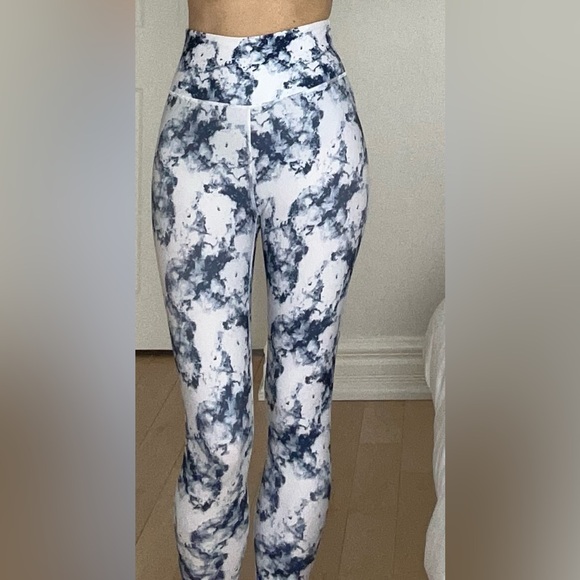 GAP FIT Crop Leggings - Picture 4 of 9